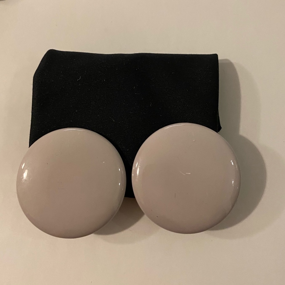 Grey clip on earrings